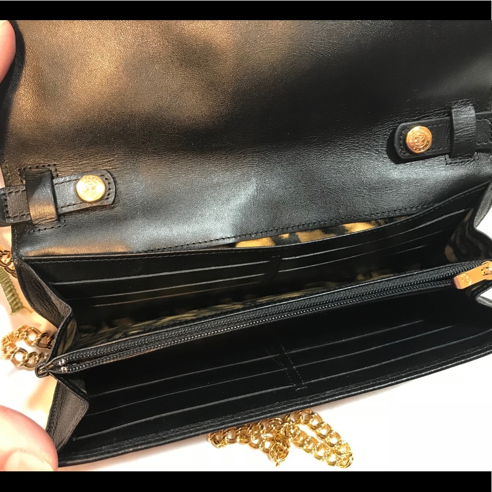 Longchamp Paris Rocks Chain Wallet ๐ฐto charity - Picture 5 of 8